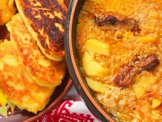Картофельный лежень с мясом: простой рецепт