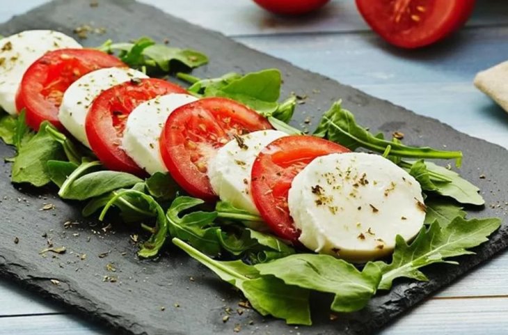 Три продукти, які допомагають виглядати молодше за свої роки