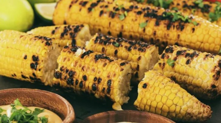 Лікар застеріг від надмірного вживання кукурудзи