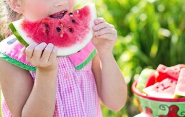 Дієтолог розповіла, від яких літніх продуктів можна набрати вагу