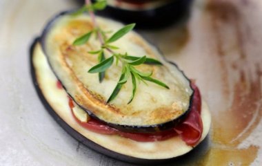 Горячая закуска с баклажаном на гриле