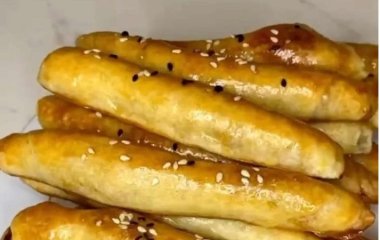 Простая выпечка без дрожжей: рецепт трубочек с капустой