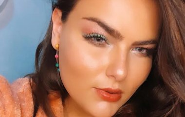 Соблазнительные и желанные: лайфхаки в макияже плюс-сайз моделей
