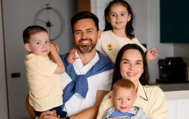 Жена Мирошниченко ответила, планируют ли они усыновить еще одного ребенка и когда это произойдет