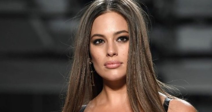 Эшли Грэм в леопардовом платье продемонстрировала похудевшую фигуру