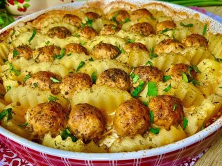 Фрикадельки в картофельных лодочках: идеальный ужин, который оценят близкие