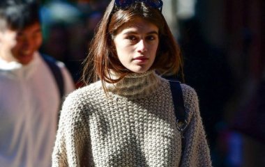 Кайя Гербер представила коллекцию «Saint Laurent» на Неделе моды в Париже 