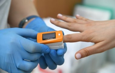 Названо шість шкірних симптомів омікрону