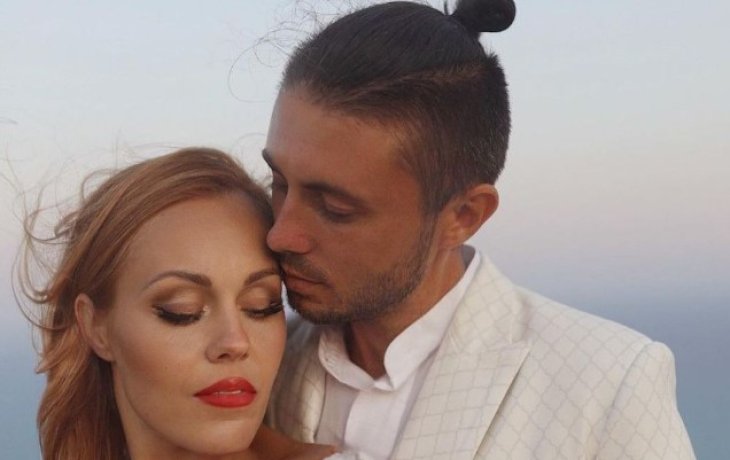 Alyosha заинтриговала выходом первой совместной песни с Тарасом Тополей