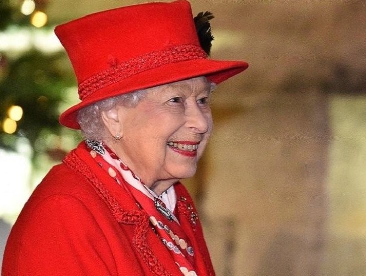 Неожиданно, но факт: любимое блюдо Елизаветы II – американский фастфуд