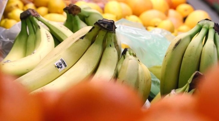 Лікарі назвали продукти, які допомагають швидко спалити жир.