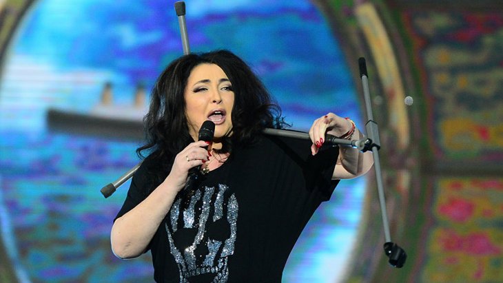 Лолита Милявская ведет борьбу с неизлечимой болезнью мозга