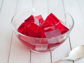 Полезные и вредные свойства пищевого желатина
