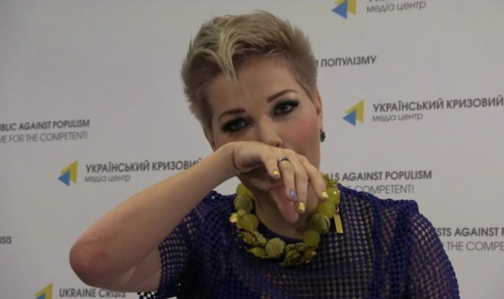 Максакова оголила грудь из-за шоу Андрея Малахова