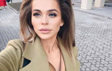 Страсть и похоть: Анна Хилькевич после пластики груди появилась в бикини