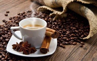 Які напої можна і категорично не можна пити вранці