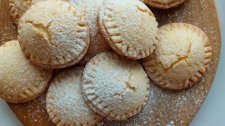 Быстро и просто: рецепт домашнего песочного печенья с творогом