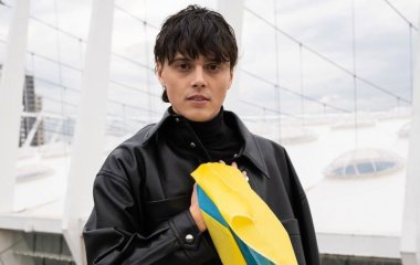 ALEKSEEV залюбовал редким фото с детства и показал, как выглядел