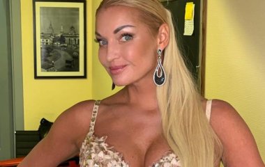 Анастасия Волочкова трогательно поздравила любимого с днем рождения