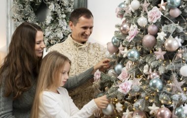 Коли варто прибрати новорічну ялинку: дата, яку обирають найчастіше