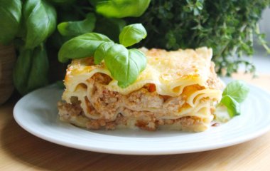 Лазанья классическая с фаршем в духовке простая