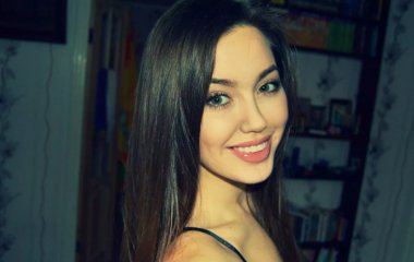 Анастасия Костенко была замечена в платье эконом-класса