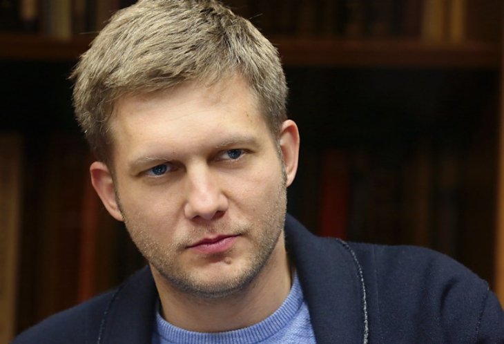 Немолодая молодёжь: актёры, возраст которых значительно превышал возраст их персонажей