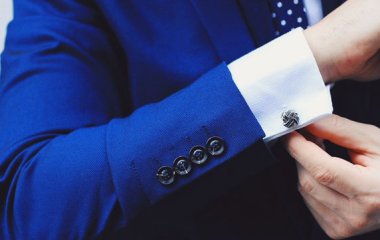 Золотые запонки - истинная красота и элегантность!