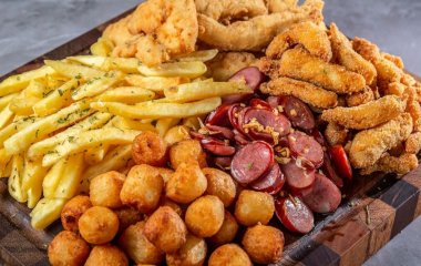 Сильно переїли: що робити, щоб заспокоїти свій шлунок