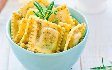 Равиоли с творогом и базиликом