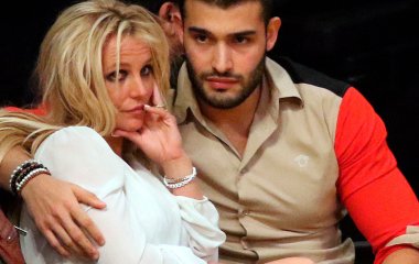 Бритни Спирс улетела на Гавайи с бойфрендом Сэмом Асгари