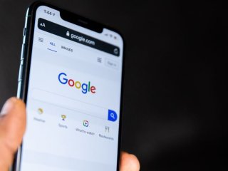 Google автоматично прив’язує номер телефону на Android — як це вимкнути