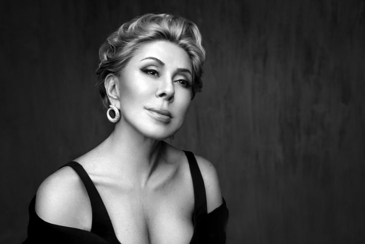 Любовь Успенская с дочерью отправилась в Швейцарию