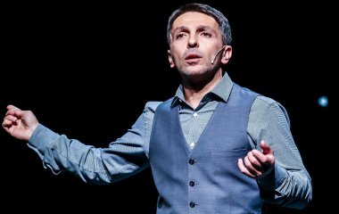 Звезда «Квартета И» Леонид Барац стал отцом в третий раз