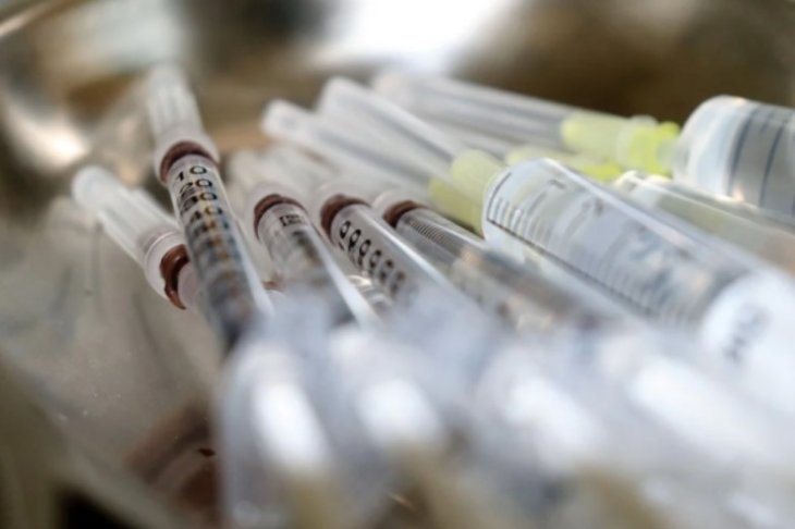 Інфекціоніст розповів, чому небезпечно переносити грип на ногах