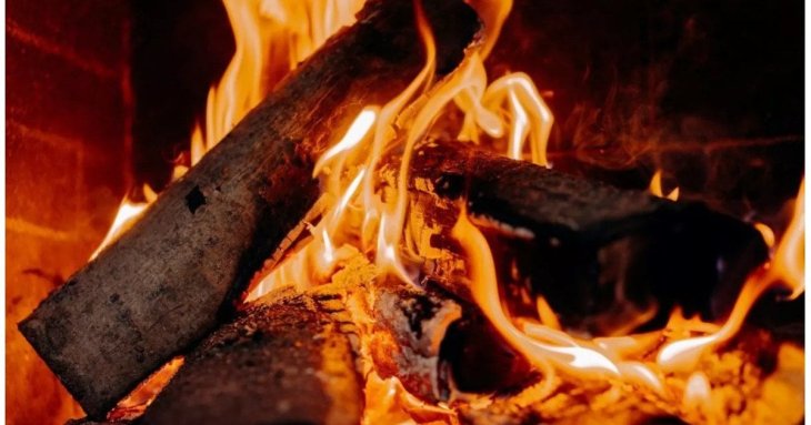 Як швидко розпалити піч: як правильно топити грубку