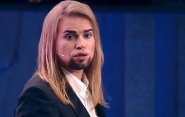 Гоген Солнцев явил широкой публике свой дебютный спектакль 