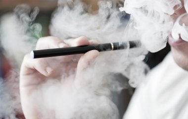 Вчені назвали простий спосіб захистити підлітків від вейпінгу