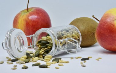 Найцінніше - на смітник: Названий продукт, який треба їсти зі шкіркою