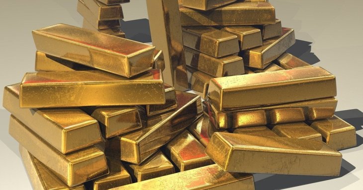 Радянське золото пролежало на дні моря 40 років: як водолази підняли сотні злитків із затонулого судна