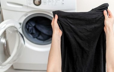 Как правильно ухаживать за черной одеждой, чтобы она не потеряла цвет: Три действенных совета