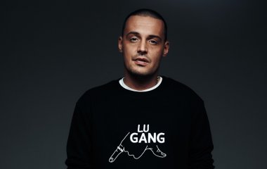 «Айз, прости. Вернись, пожалуйста»: Гуф троллит бывшую жену?