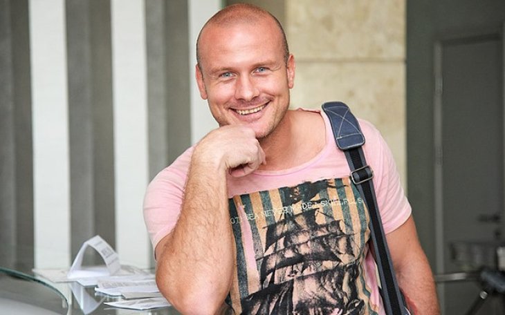 Вячеслав Узелков с удовольствием посещает тренировки 