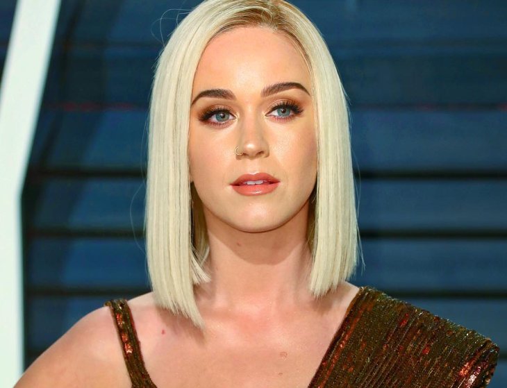 Беременная Кэти Перри потеряла бабушку