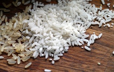 Нутриціолог розповіла, для кого шкідливий бурий рис