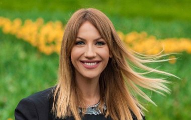 Леся Нікітюк ніжно привітала сина з першим днем народження і показала раніше небачені фото з ним