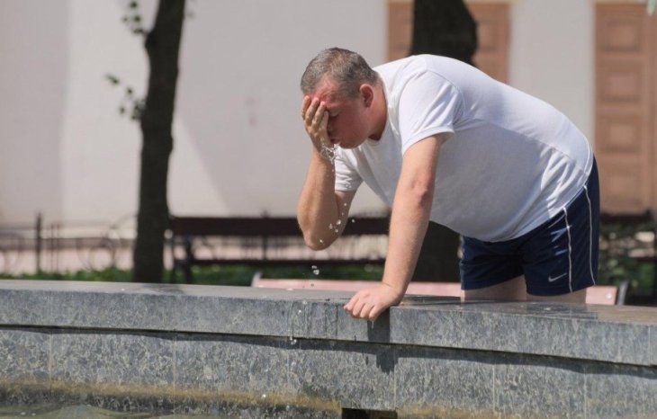 Если стало плохо в жару: врач рассказала, как выжить в +35