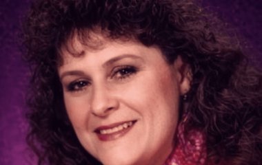 Жінка покинула сім’ю з дітьми заради таємного життя: що вона сказала через 20 років