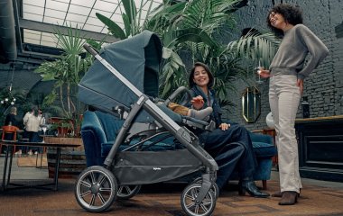 Вибір прогулянкової коляски в магазині NBaby
