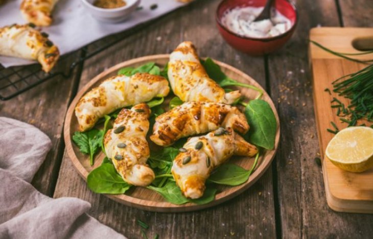 Рогалики с семгой